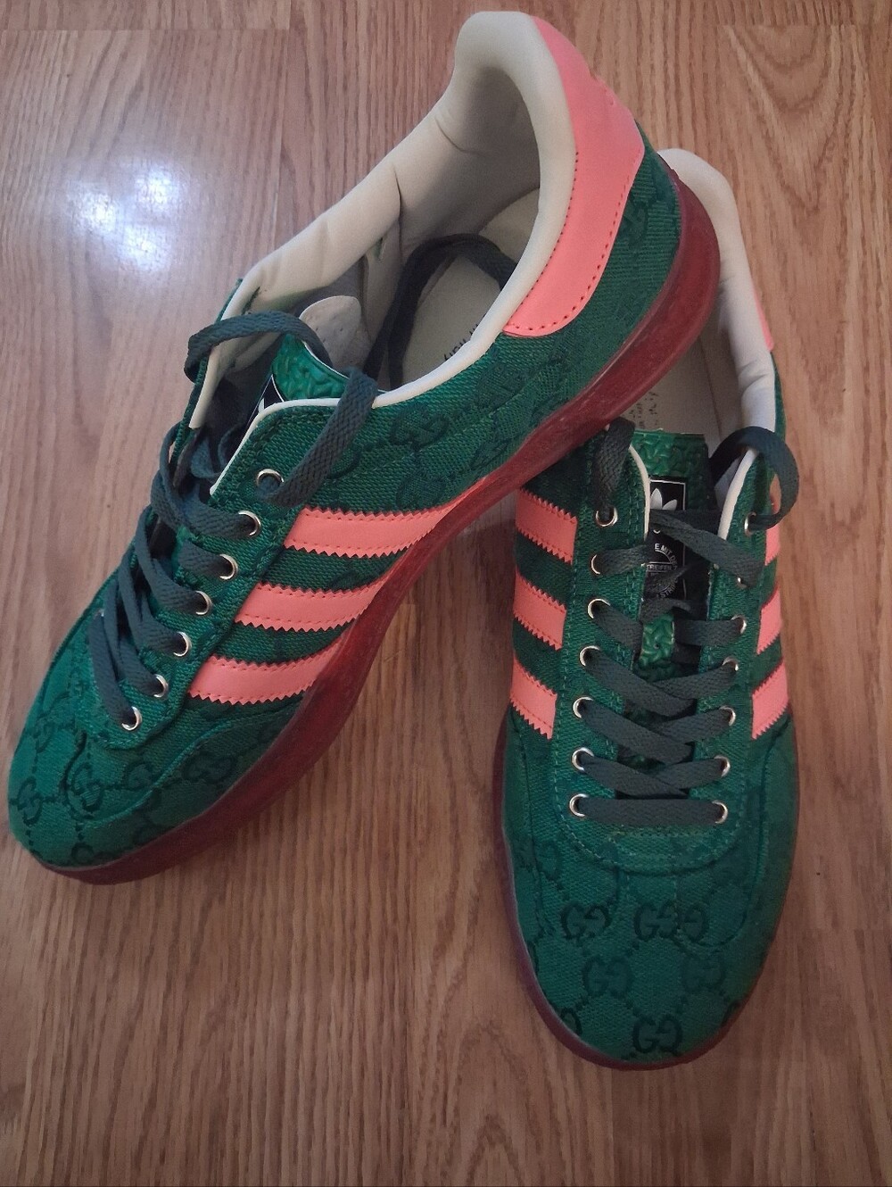 GUCCI Adidas Gazelle Sneakers.  Mens.  Size 11.   Pink & Green.